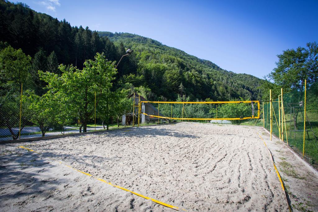 Guest House Gostisce Gacnk V Logu Cerkno Exterior foto